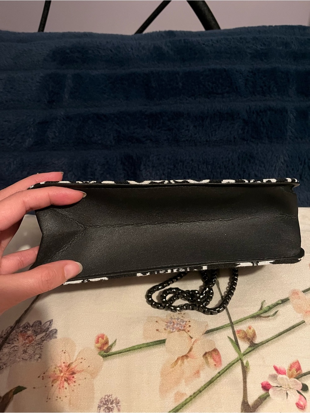 Baroque Logo Crossbody Bag - Picture 6 of 9